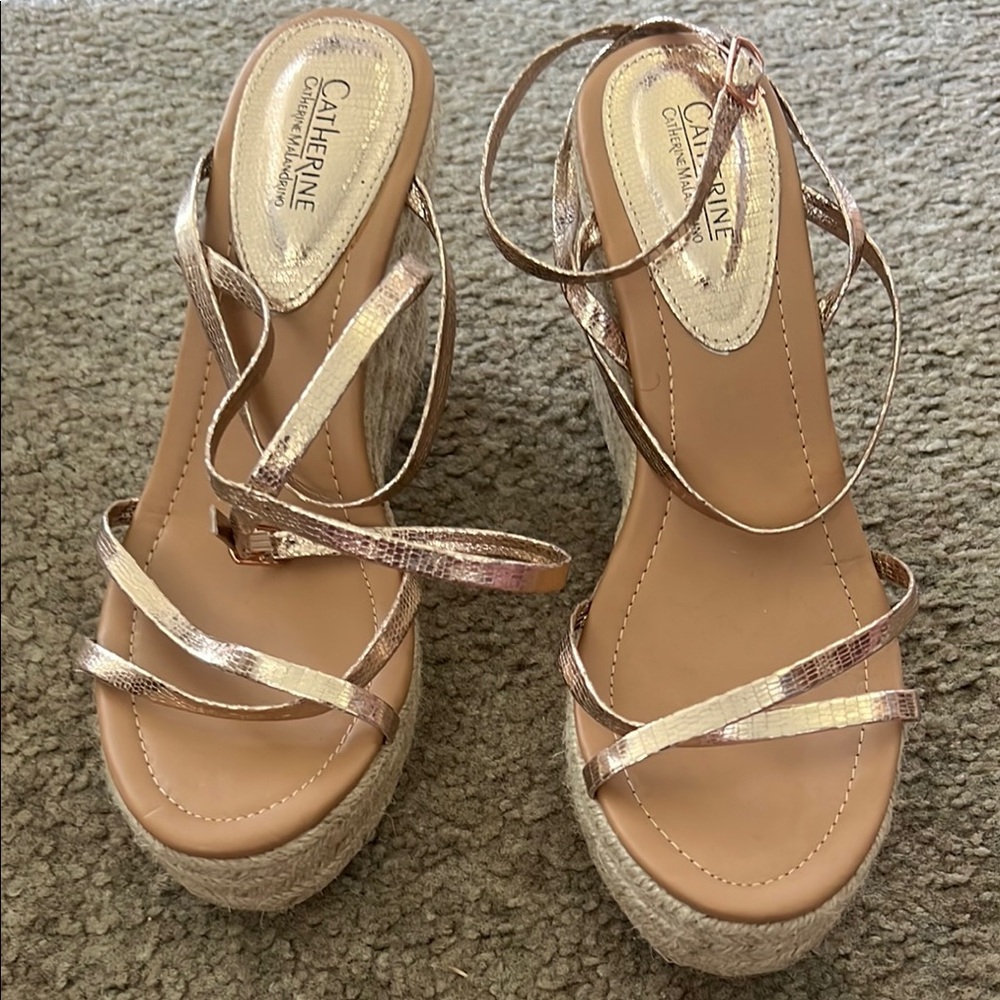Catherine Malandrino Women's Strappy Wedge Sandals - Gold